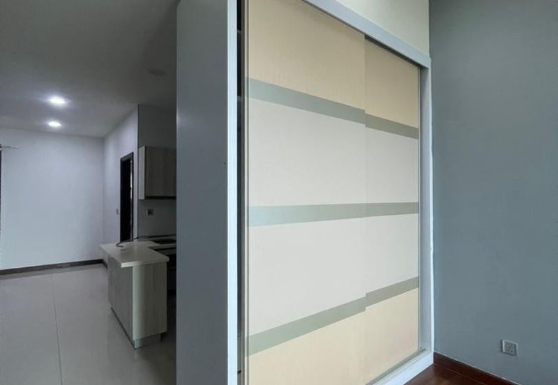 Paragon Suites @ CIQ