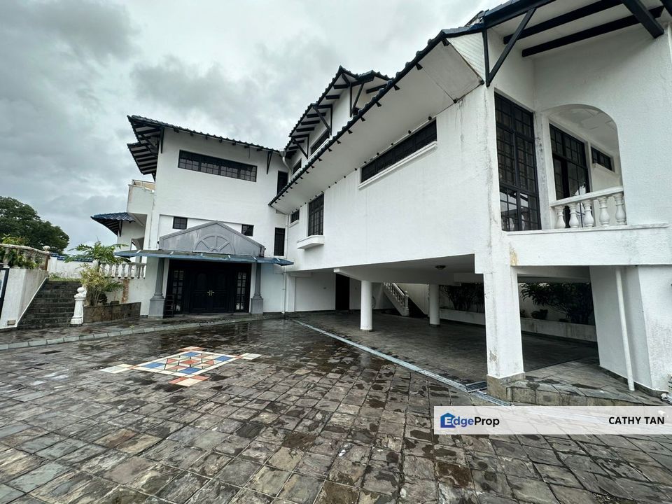 JB Town新山坡底Bukit Kesenangan围篱保安区洋房招租🔥重点5km到CIQ/RTS 而且低密度环境宁静拥有大大的草地和私人空间, Johor, Johor Bahru