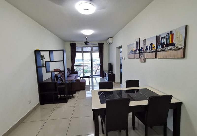 Eastbay Luxury Apartment