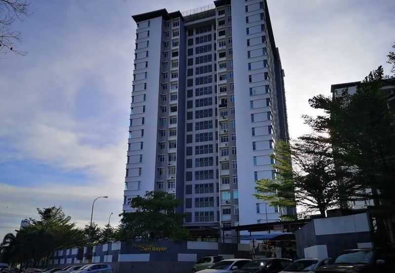 Eastbay Luxury Apartment