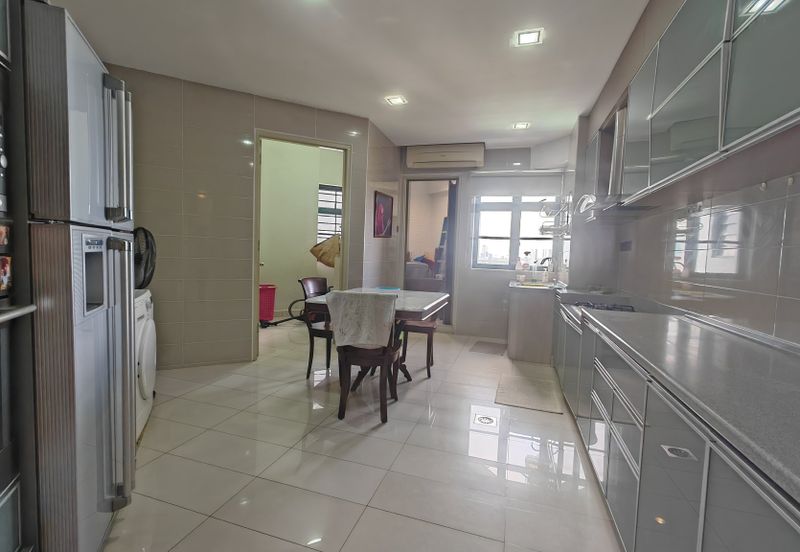 The Straits View, Bandar Baru Permas Jaya