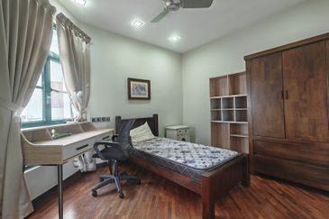 The Straits View, Bandar Baru Permas Jaya