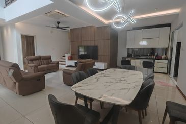 Isola Villa @ Senibong Cove