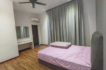 Isola Villa @ Senibong Cove