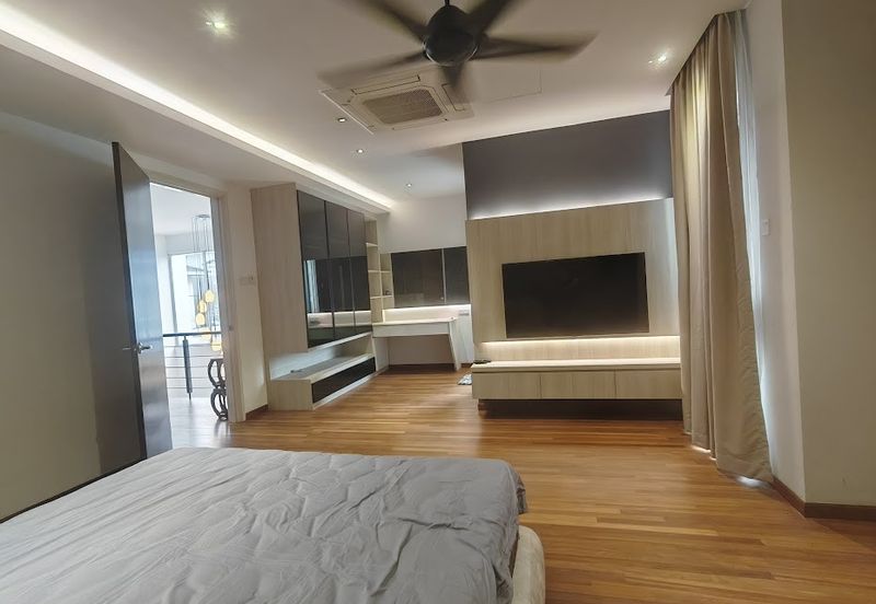 Isola Villa @ Senibong Cove