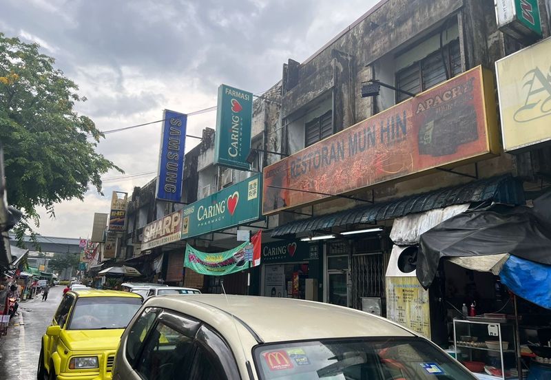 Freehold Cheras Taman Midah Besar 2 Storey Adjourning Shoplot, 20'x75' For Sale 