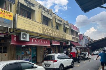 Freehold Cheras Taman Midah Besar 2 Storey Adjourning Shoplot, 20'x75' For Sale 