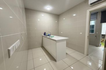 Jalan Setia Nusantara U13/22L