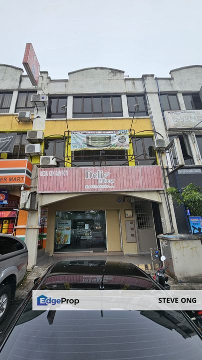 3 Storey Shoplot with Cargo Lift @ Bandar Kinrara Damai Utama For Sell, Selangor, Puchong