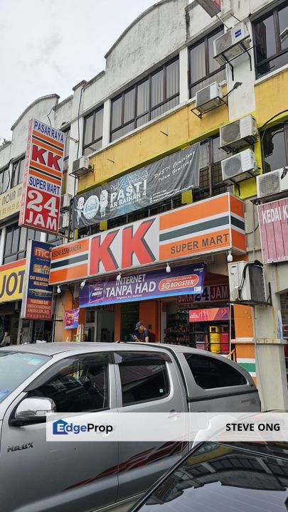 3 Storey Shoplot with Cargo Lift @ Bandar Kinrara Damai Utama For Sell, Selangor, Puchong