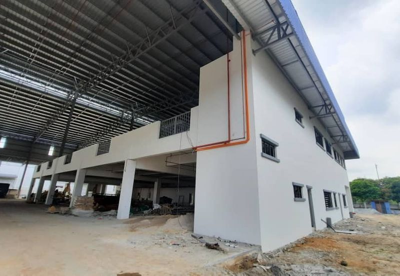 West Port, Pulau Indah