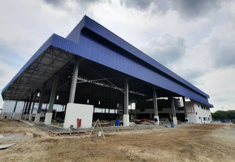 West Port, Pulau Indah