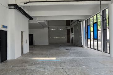 i32 Puchong Industrial Park