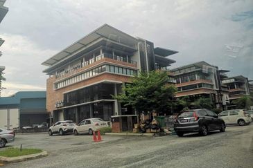 i32 Puchong Industrial Park