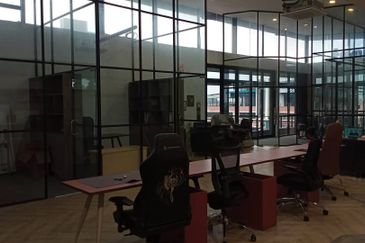 i32 Puchong Industrial Park