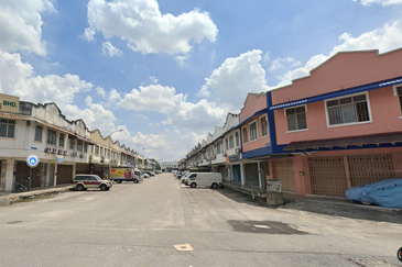 1.5 Storey Terrace Factory for Rent @ Taman Perindustrian Kinrara