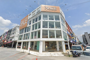 Jalan Kenari, Bandar Puchong Jaya