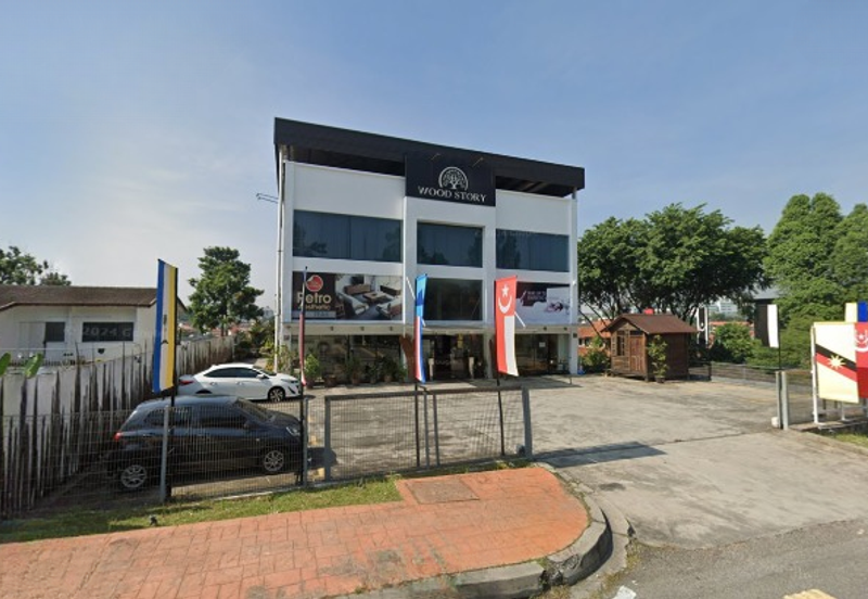 Commercial Bungalow Facing Main Road @ Petaling Jaya Section 13, Selangor