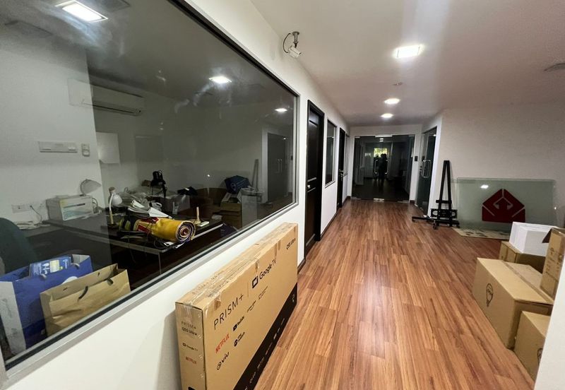 Commercial Bungalow Facing Main Road @ Petaling Jaya Section 13, Selangor