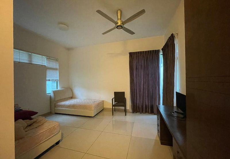 Corner, unblocked golf view bungalow 