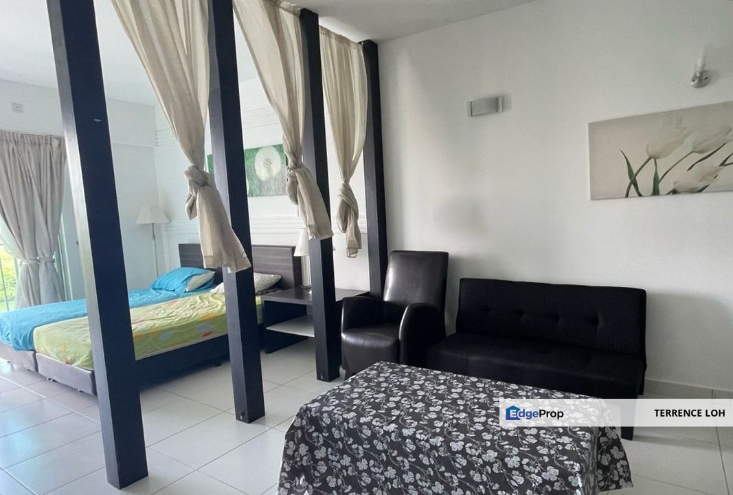 Newly painted, strategically located with good access to Permas and CIQ, Johor, Johor Bahru