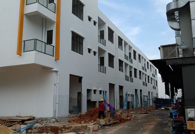 Brand new shoplot within Permas prime location 