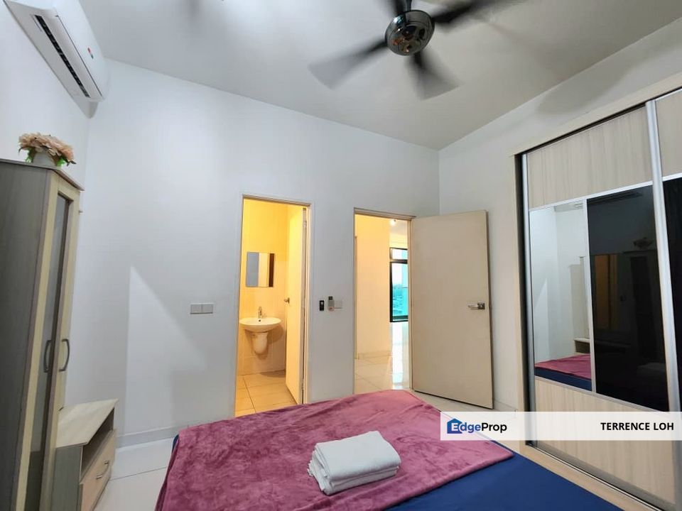Tastefully renovated dual key next to AEON Bukit Indah, Johor, Johor Bahru