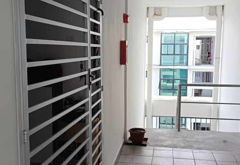 PR1MA @ LARKIN INDAH