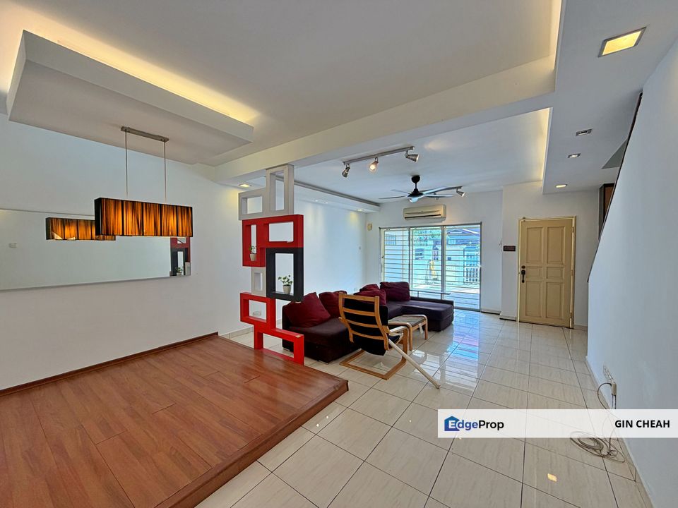 Bukit Serdang Sek 9, 2.5 Storey Terrace For Rent, Renovated, Good Condition, Selangor, Seri Kembangan