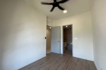 Emerald 9 Condominium