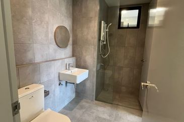 Emerald 9 Condominium