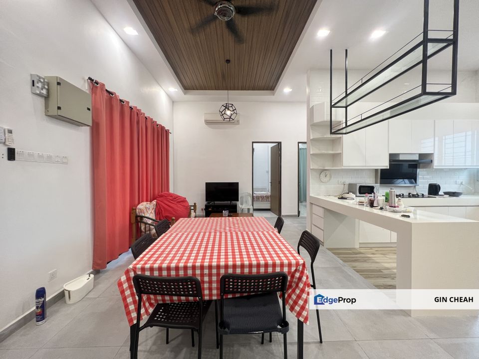 Taman Meringin Indah In Kajang, 1 Storey Bungalow For Rent, Good Condition, Fully Furnish, Selangor, Kajang