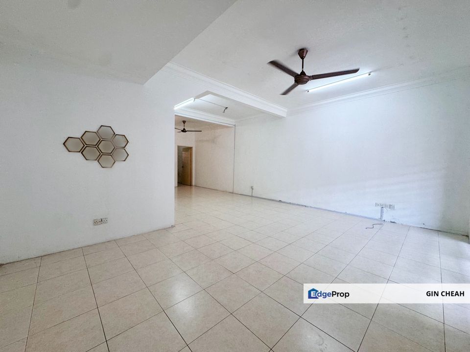 Bandar Mahkota Cheras, 2 Storey Terrace For Rent, Renovated With Kitchen Extended, Partly Furnish, Limited Good Condition Unit, Selangor, Cheras