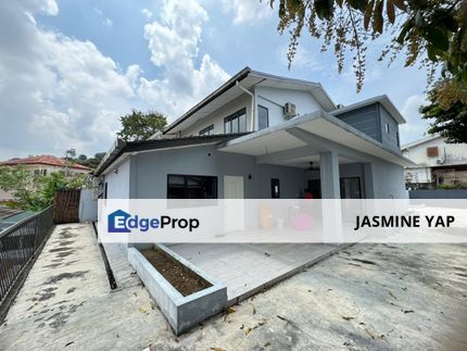 Fully Renovated Bungalow House in Gasing Petaling Jaya , Selangor, Petaling Jaya