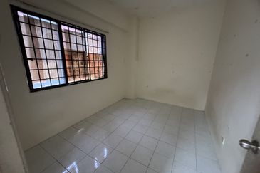 Sukma Shop Apartment