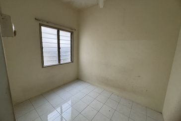 Sukma Shop Apartment