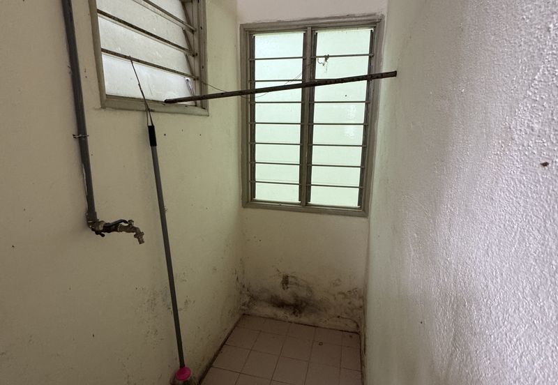 Sukma Shop Apartment