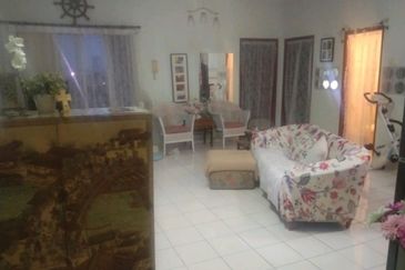 Bayu Puteri Apartment