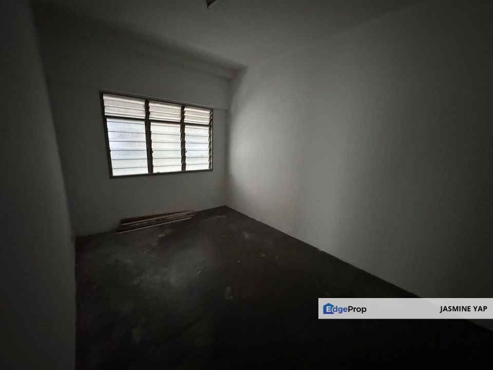 1st Floor Corner Unit Apartment in Koperasi Maju Jaya Len Seng Cheras, Selangor, Cheras South