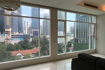 Quadro Residences