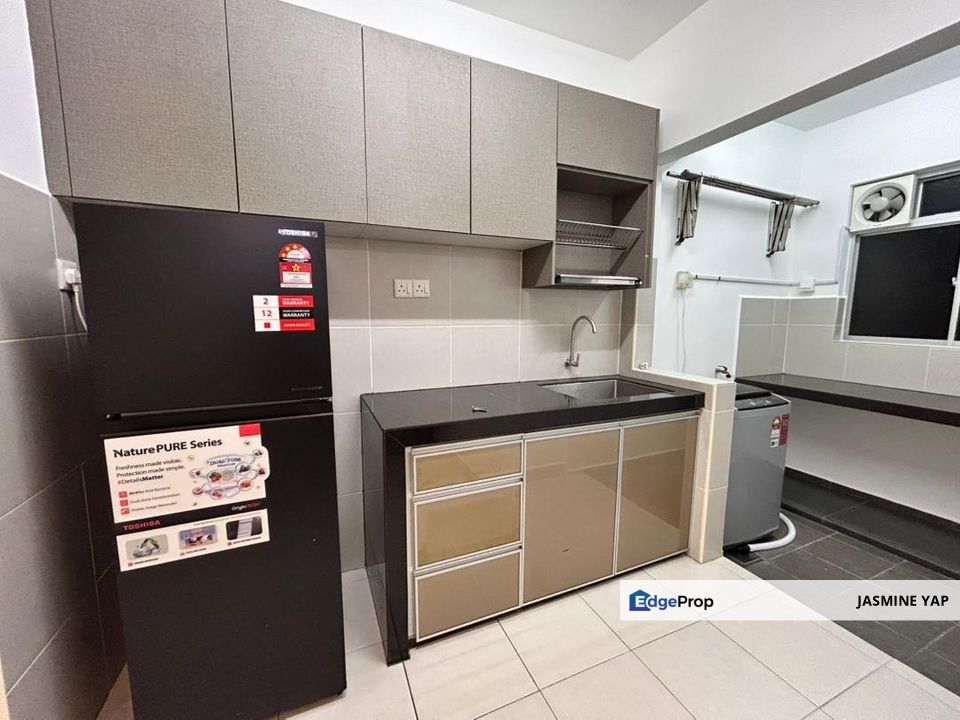 Eco Majestic Apartment in Semenyih Good Place with Freehold & Corner lot, Selangor, Semenyih