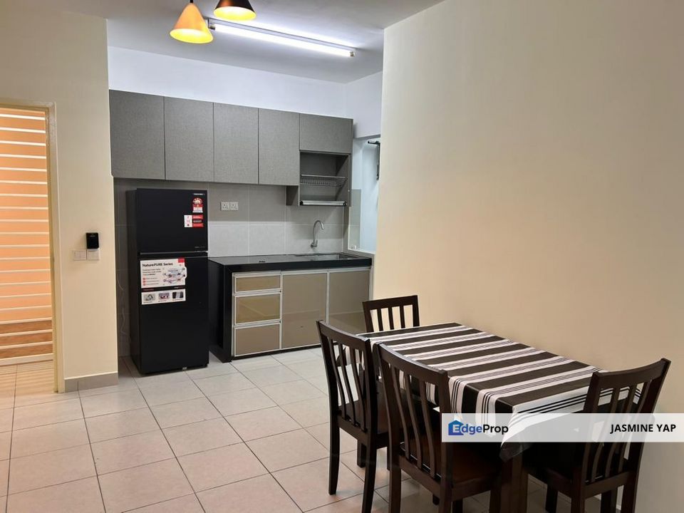Eco Majestic Apartment in Semenyih Good Place with Freehold & Corner lot, Selangor, Semenyih