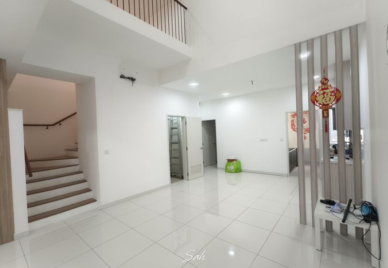 Parkfield Residences, Tropicana Heights