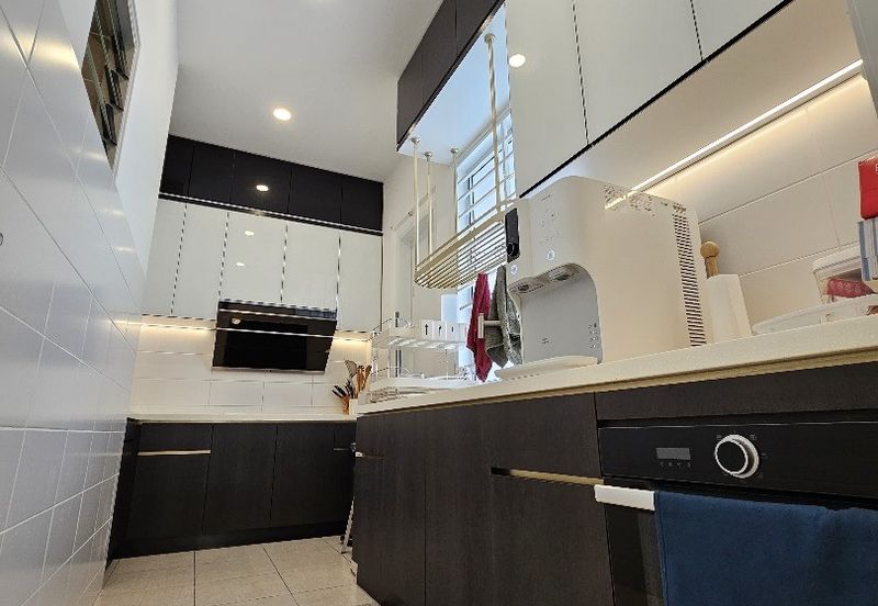 Parkfield Residences, Tropicana Heights