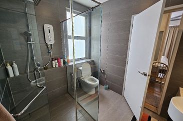 Parkfield Residences, Tropicana Heights