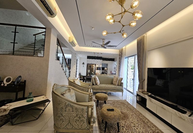 Parkfield Residences, Tropicana Heights