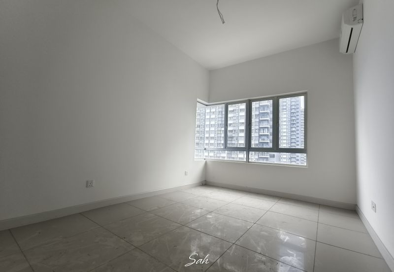 Savanna Executive Suite