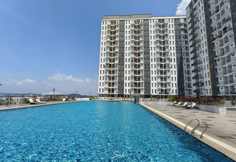 Ascotte Boulevard Condominium