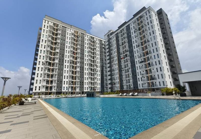 Ascotte Boulevard Condominium