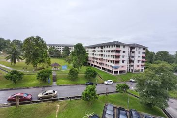Flat Mahkota Cheras (L1 L2 L3 L4 L5)